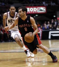 Los Raptors se reencuentran con la victoria con un buen Calderón