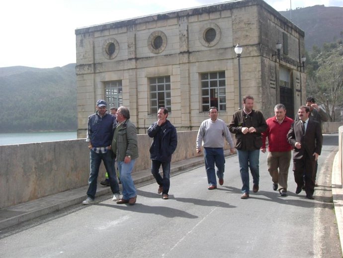 Visita Del Delegado De Medio Ambiente Al Pantano De El Tranco
