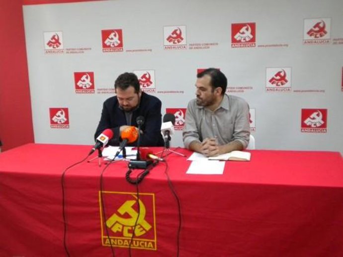 Villanueva Y Mariscal En La Rueda De Prensa