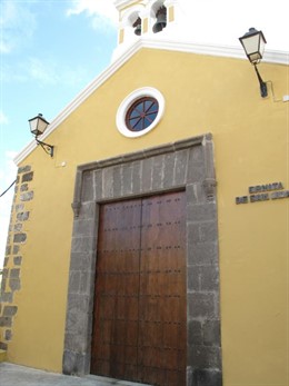 Fachada de la Ermita de San Juan Bautista