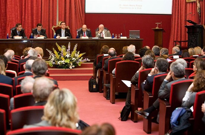 El Rector De La US, Joaquín Luque, Inaugura El Encuentro De Rectores