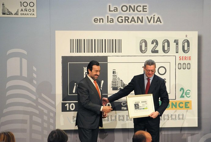 Alberto Ruiz-Gallardón Y Miguel Carballeda En La Presentación Del Cupón De La Gr