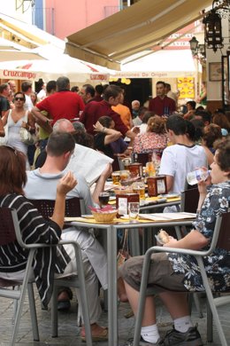 Veladores De Un Bar Del Centro