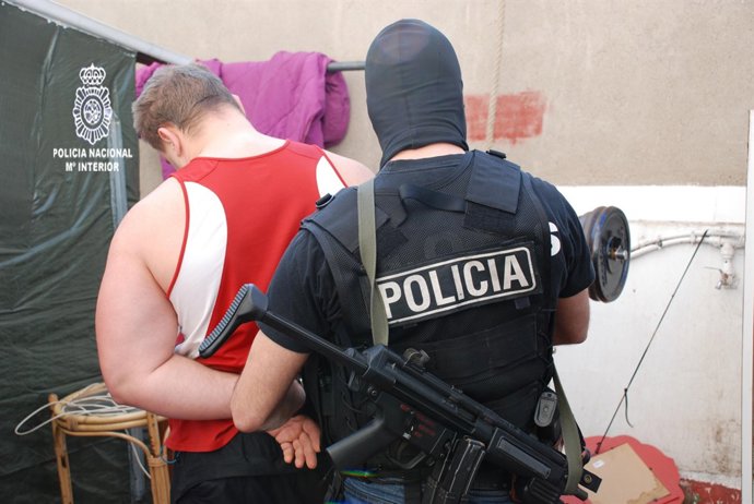 Detención De Un Proxeneta