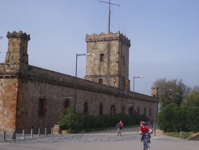 Entrada Del Castillo De Montjuïc