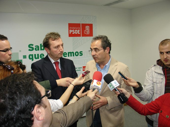 Asensio Y Recio Atienden A Los Medios De Comunicación Tras La Ejecutiva Provinci