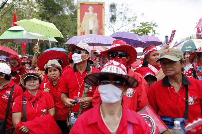 Camisas Rojas En Tailandia
