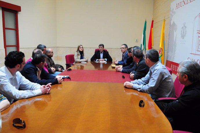 Reunión Entre El Comité De Empresa De Maerks Y El Alcalde De Algeciras