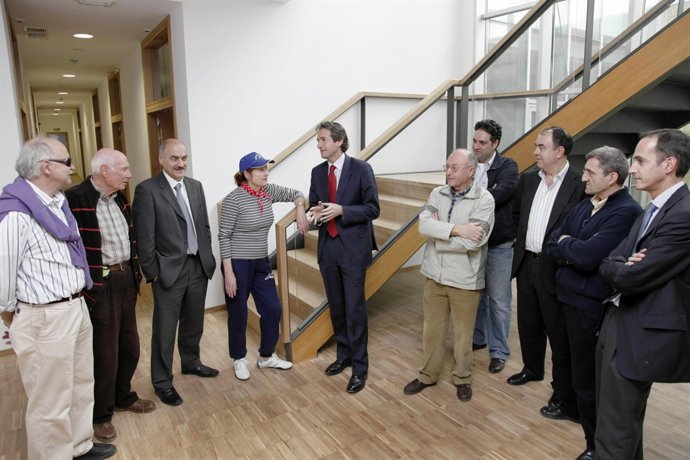 El Alcalde Visita El Centro Cívico De San Román 