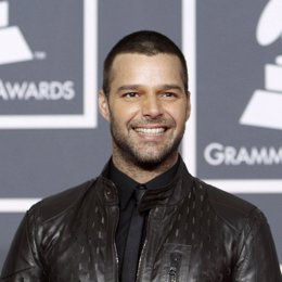 Ricky Martin en los Grammy en enero de 2010