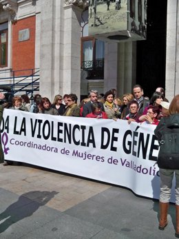 Concentración De Condena Por El Asesinato De Una Mujer En Valladolid