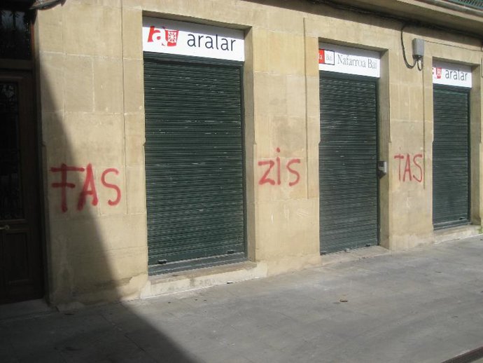 Pintadas en la sede de Aralar de Pamplona.