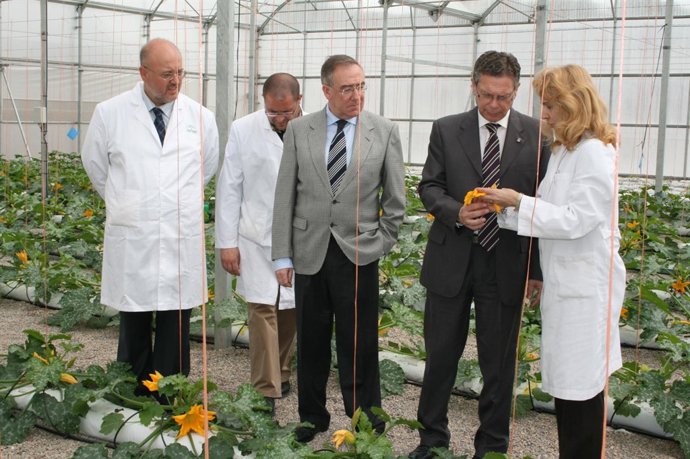 El Presidente De Ifapa, Javier De Las Nieves, Visita El Centro De 'La Mojonera' 