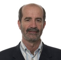 El portavoz del PSOE en el Parlamento canario considera "tonto" al que se crea las desavenencias entre CC y PP