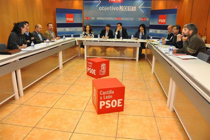 Imagen De La Reunión Del PSCL Con Las OPA