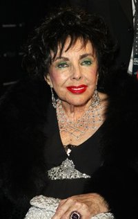El futuro marido de Elizabeth Taylor es homosexual