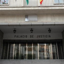 Fachada De La Audiencia Provincial De Huelva