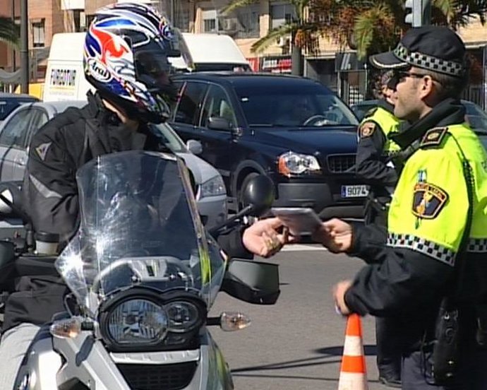 Control de policia local para motos