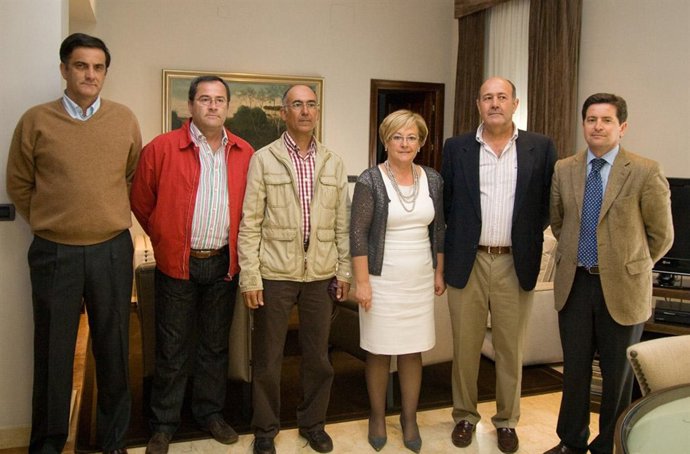 Pie De Foto: La Presidenta De La Diputación Y El Diputado De Cultura Y Alcalde D