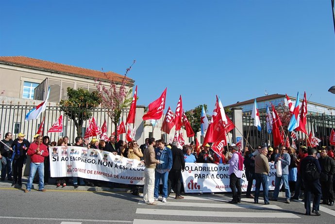Trabajadoras Y Responsables Sindicales Durante La Protesta