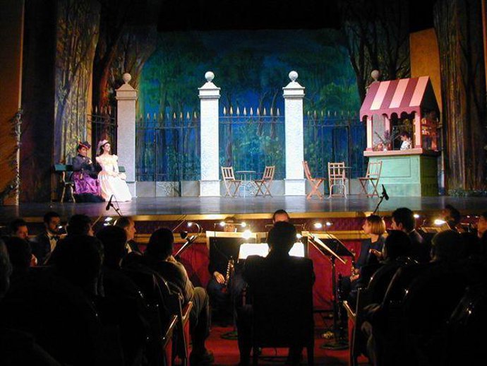 Escena De La Representación De 'Agua, Azucarillos Y Aguardiente'.