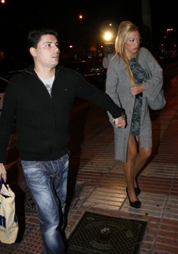 Fran Álvarez Y Belén Esteban