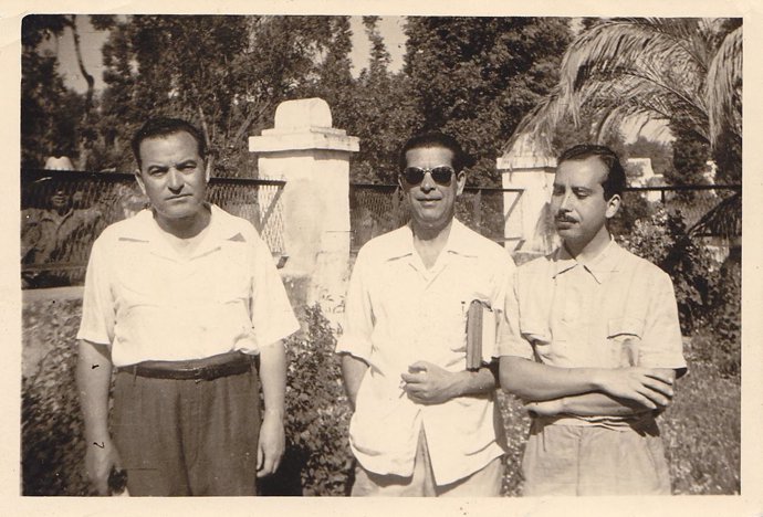 Una Fotografía De La Muestra, Con Bernier, Molina Y García Baena Juntos En 1954