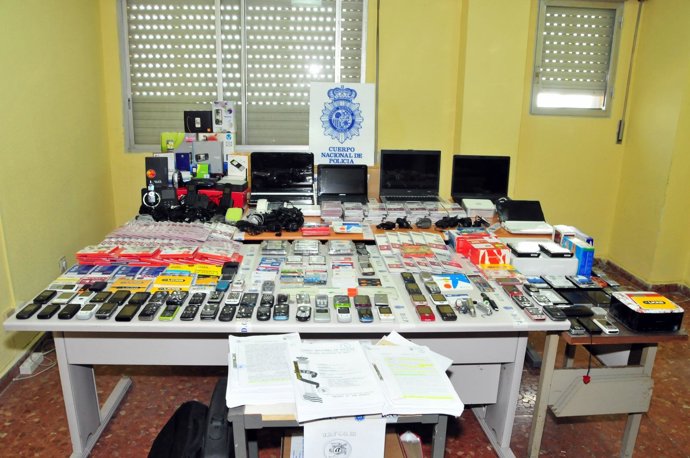 Parte Del Material Intervenido En Los Registros Domiciliarios