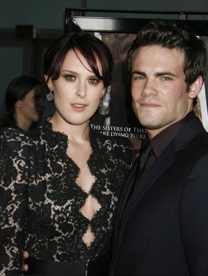 La pareja de actores formada por Rumer Willis y Micah Alberti