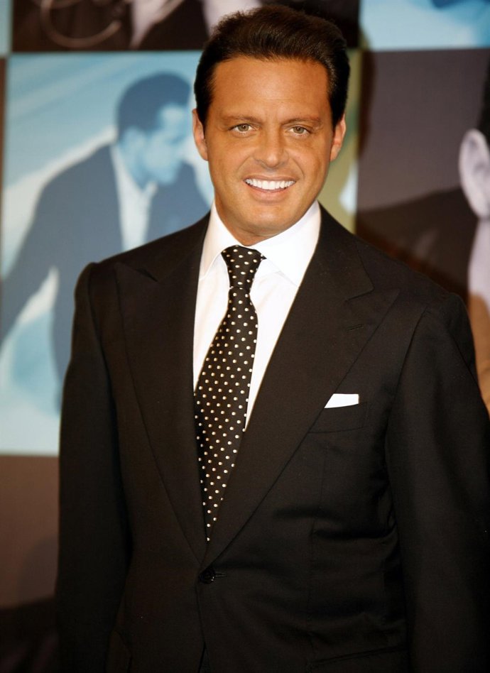 El Cantante Luis Miguel