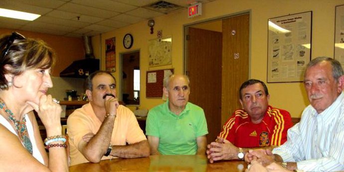 De Izquierda A Derecha, Natividad, Laureano, Bernardo, Eriberto Y Eradio. 