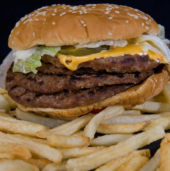 Hamburguesa Con Patatas