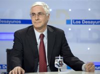 Barreda ve "difícil" el acuerdo e insiste en que sin el apoyo del PP "no puede salir" el texto