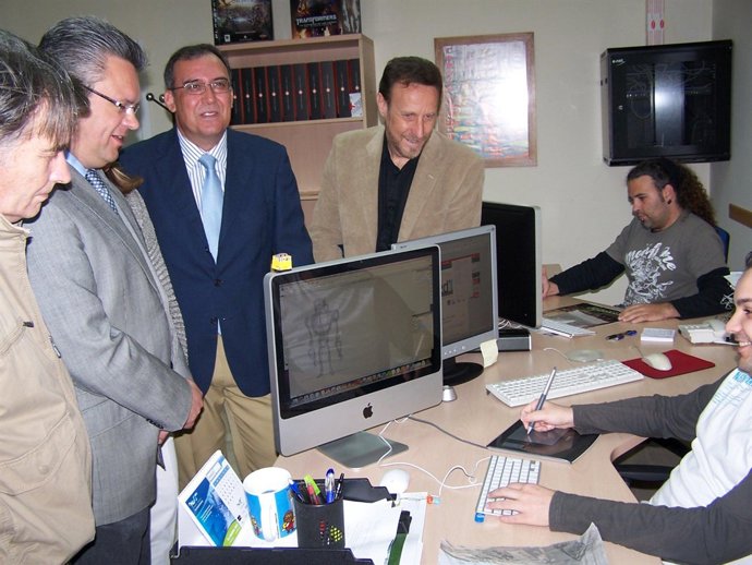 Morales, Fernández Y Priego En Centrosur