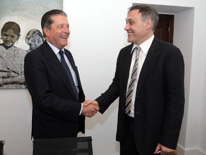 Roberto Varela Y Federico Mayor Zaragoza