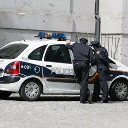 Imagen De Efectivos De La Policía Nacional
