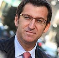 Feijóo ve "factible" la fusión de las cajas porque sus directivos le transmiten "avances" en las negociaciones