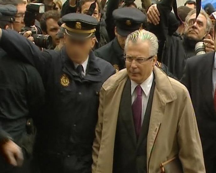 El TS investigará a Garzón por escuchas ilegales