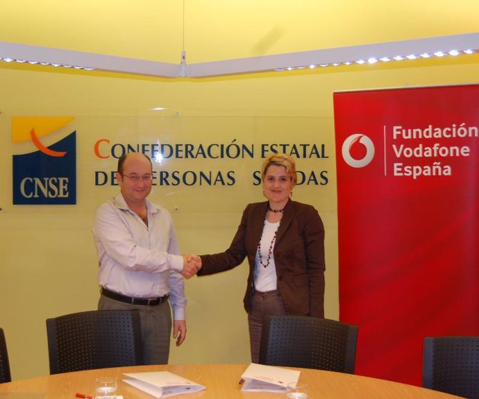 Fundación Vodafone y CNSE