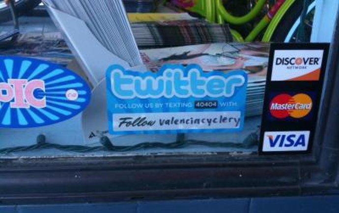 Las Empresas Se Sirven De Twitter SMS.