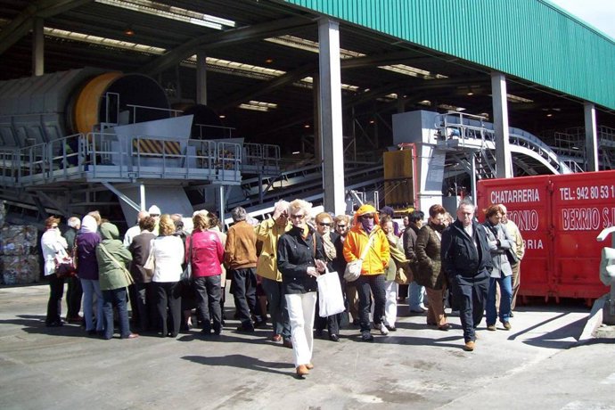 Vecinos De Diversos Municipios Visitan Meruelo