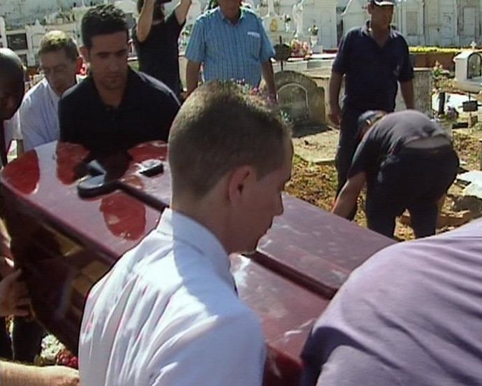 Momento Del Entierro