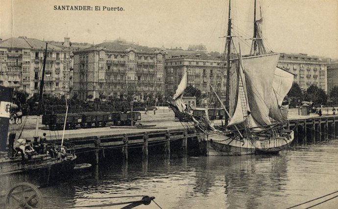 El Muelle Del Antiguo Santander