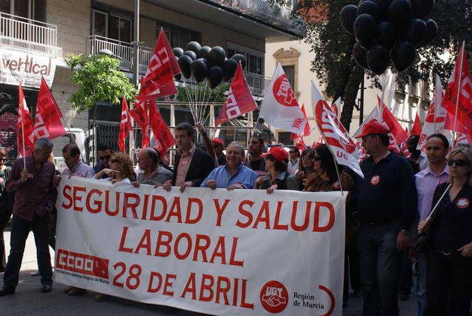 Bueno Y Jiménez De CCOO Y UGT A La Cabeza