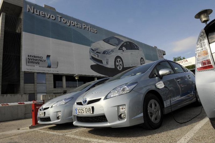 Nuevo Toyota Prius enchufable