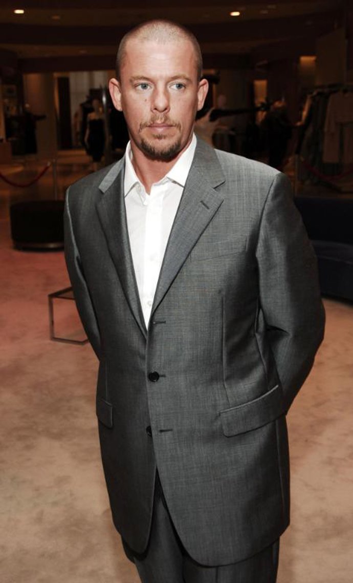 El diseñador Alexander McQueen 