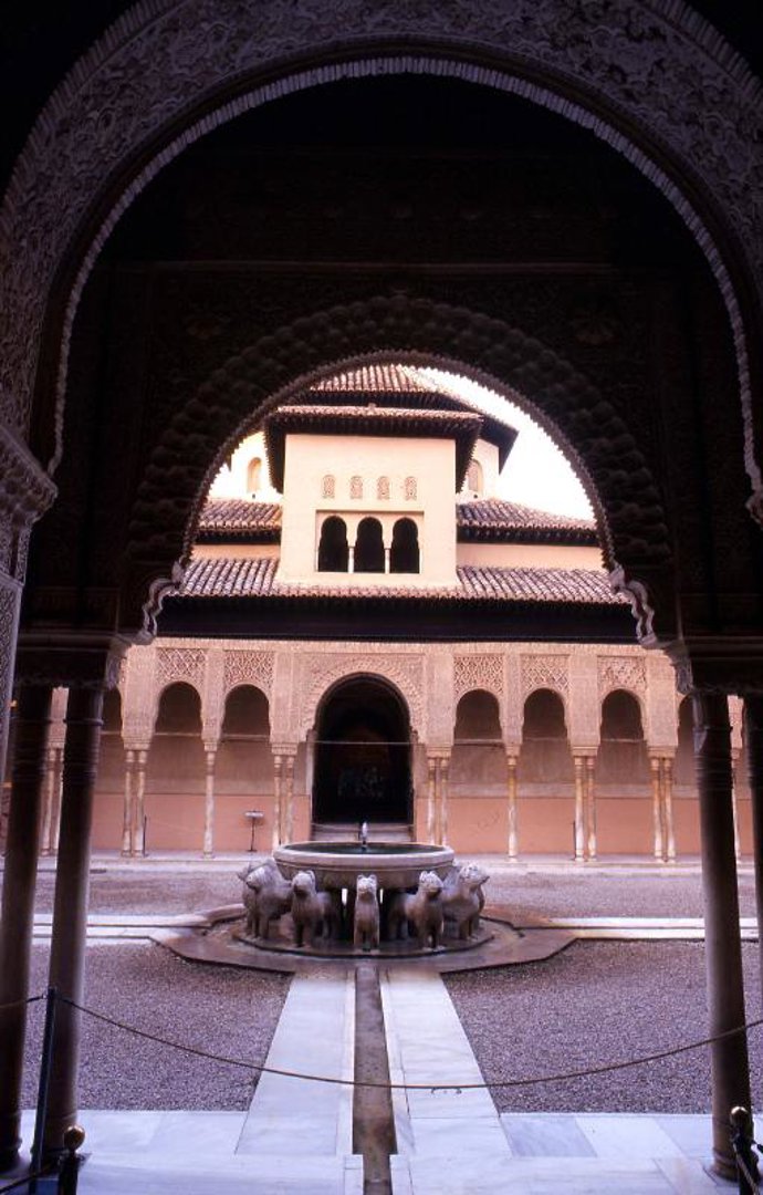 Patio de los Leones.