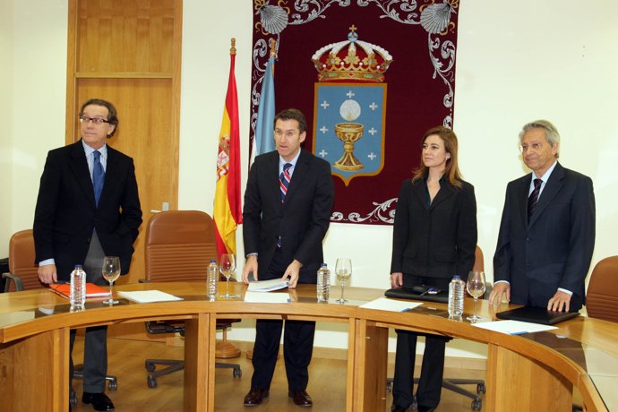 Reunión De Feijóo Y Fernández Currás Con Los Responsables De Las Cajas