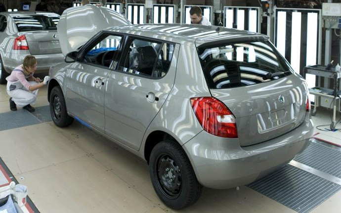 Fabricando Skoda Fabia En Kaluga (Rusia)