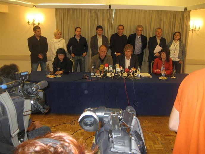 Miembros De Aralar Y EA Anuncian Acuerdo Sobre Nabai.